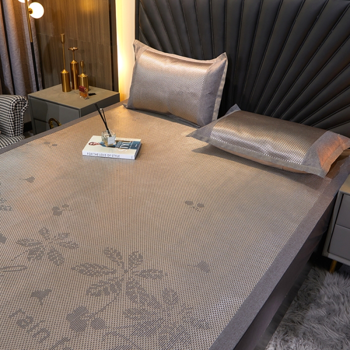 91家纺网 家纺一手货源 找家纺 盈超 2023新款亚光冰藤提花冰藤席三件套 六叶草银灰