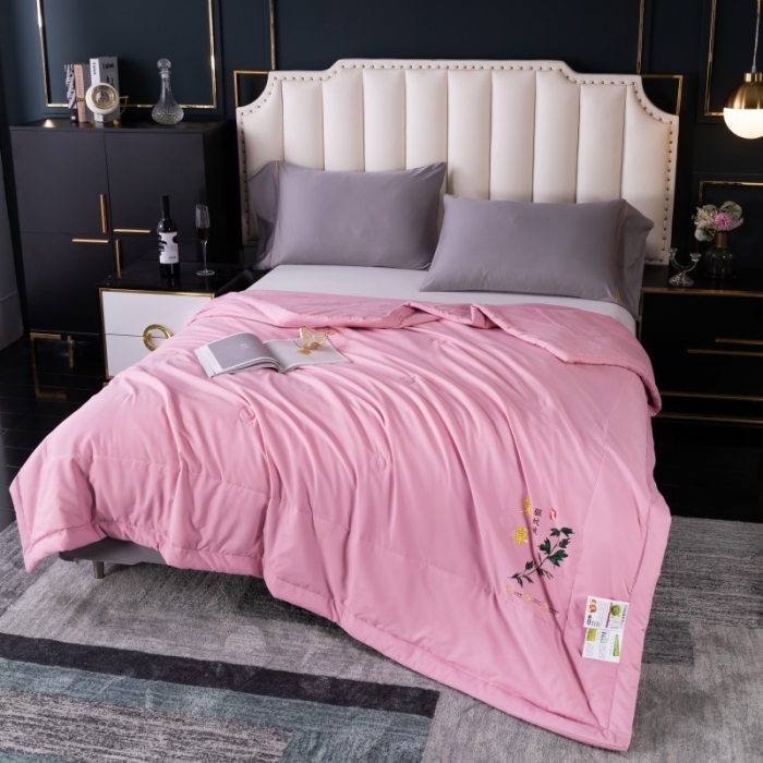 91家纺网 家纺一手货源 找家纺 （总）盈超2023新款凉感丝大豆纤维被夏被直播热款被子被芯