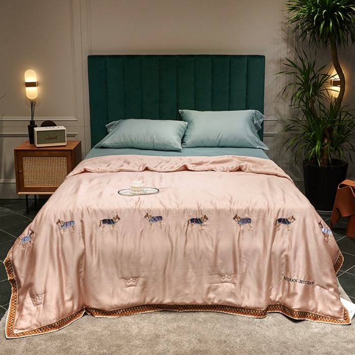 91家纺网 家纺一手货源 找家纺 汇庭  2020新款马德里夏被系列-实拍图 马德里粉色