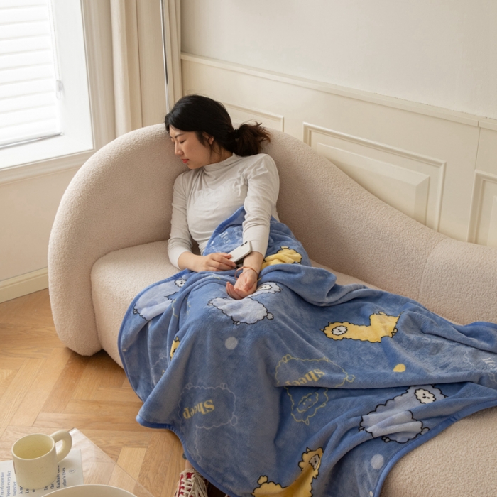 91家纺网 家纺一手货源 找家纺 恋尚羽 2025秋冬爆款印花披肩毯盖毯 羊驼宝宝