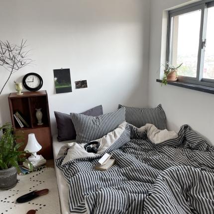 91家纺网 家纺一手货源 找家纺 (总)恋恋三季 2024新草叶纹提花条纹四件套-佛罗伦萨