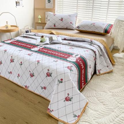 91家纺网 家纺一手货源 找家纺 仟网汇 2022新款全棉13070夹棉绗缝床盖 玫瑰兔