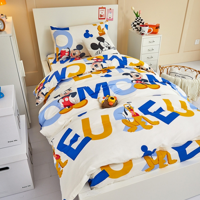 91家纺网 家纺一手货源 找家纺 金丝鸟 2022新款全棉斜纹13370三件套 字母米奇