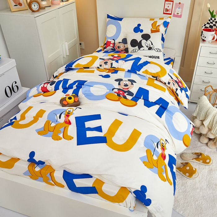 91家纺网 家纺一手货源 找家纺 金丝鸟 2022新款全棉斜纹13370三件套 字母米奇