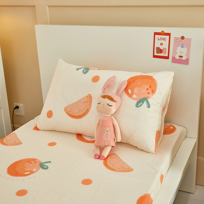 91家纺网 家纺一手货源 找家纺 金丝鸟 2022新款全棉斜纹13370三件套 桔子兔