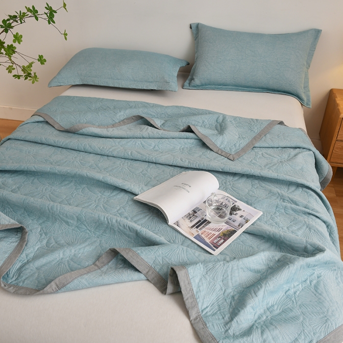 91家纺网 家纺一手货源 找家纺 安莱生活 2022新款全棉双层纱多功能夏被 蓝色花海