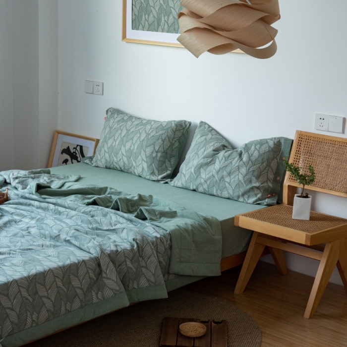 91家纺网 家纺一手货源 找家纺 安莱生活 2022新款全棉双层纱色织大提花夏被落叶缤纷-草绿