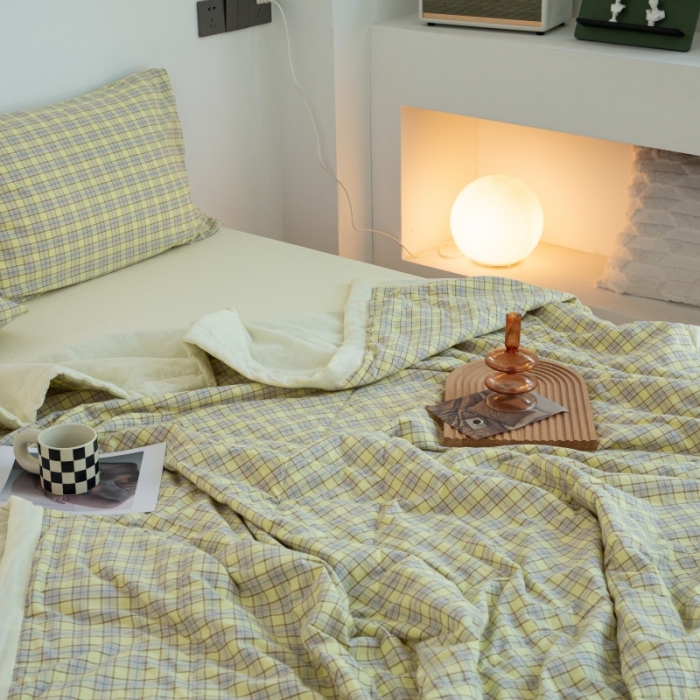 91家纺网 家纺一手货源 找家纺 安莱生活 2022新款水洗棉初恋格夏被夏被四件套 初恋奶黄