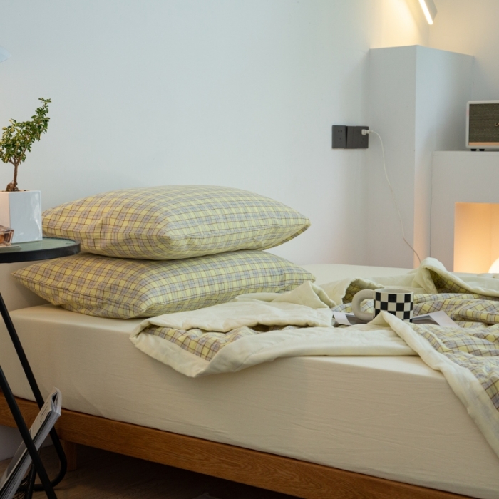 91家纺网 家纺一手货源 找家纺 安莱生活 2022新款水洗棉初恋格夏被夏被四件套 初恋奶黄