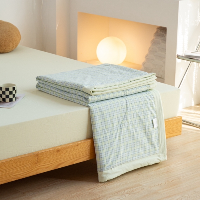 91家纺网 家纺一手货源 找家纺 安莱生活 2022新款水洗棉初恋格夏被夏被四件套 初恋嫩绿