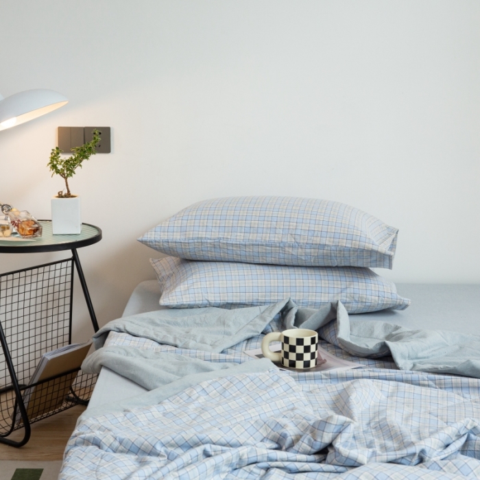 91家纺网 家纺一手货源 找家纺 安莱生活 2022新款水洗棉初恋格夏被夏被四件套 初恋浅蓝