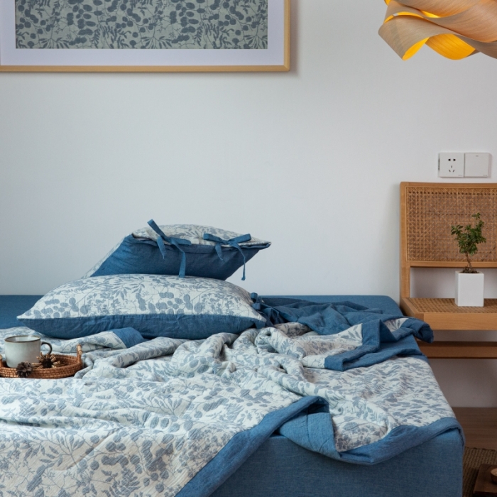 91家纺网 家纺一手货源 找家纺 （总）安莱生活 2023新款全棉双层纱色织大提花夏被-栀子花