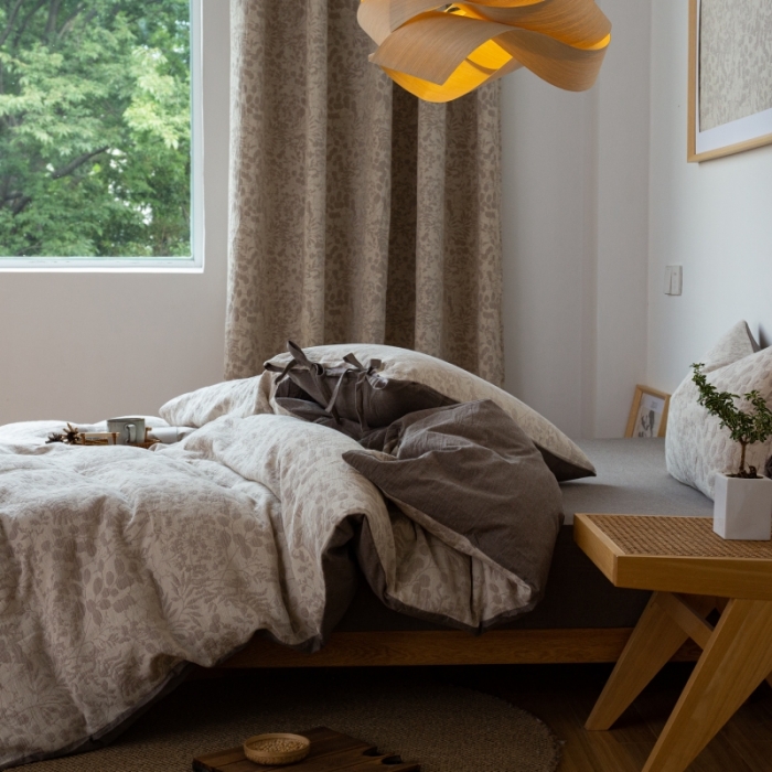 91家纺网 家纺一手货源 找家纺 2022高端双层纱栀子花色织大提花蝴蝶结工艺款四件套 栀子花-浅灰