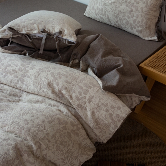 91家纺网 家纺一手货源 找家纺 2022高端双层纱栀子花色织大提花蝴蝶结工艺款四件套 栀子花-浅灰