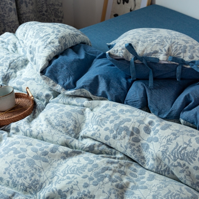 91家纺网 家纺一手货源 找家纺 2022高端双层纱栀子花色织大提花蝴蝶结工艺款四件套 栀子花-深蓝