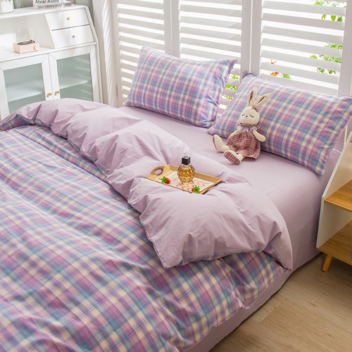 91家纺网 家纺一手货源 找家纺 柠萌家居 2022新款A类全棉色织水洗棉无印风格四件套 星空紫格