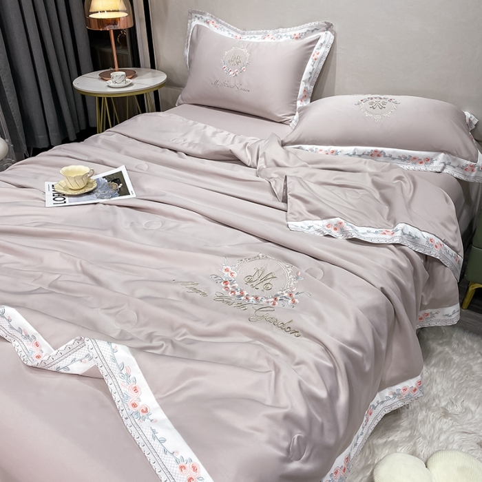 91家纺网 家纺一手货源 找家纺 丽卡家纺 2023新款水洗天丝刺绣夏被四件套-梦露梦露-米咖