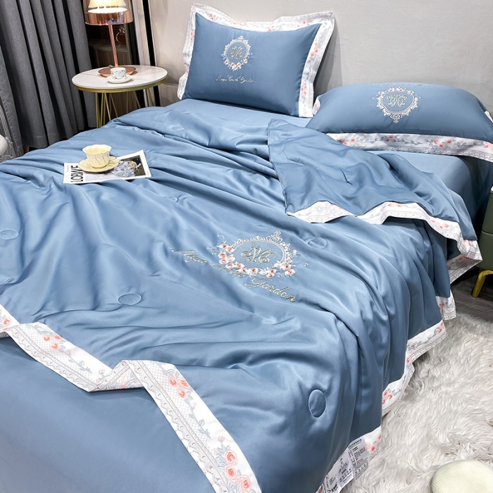 91家纺网 家纺一手货源 找家纺 丽卡家纺 2023新款水洗天丝刺绣夏被四件套-梦露梦露-天空蓝