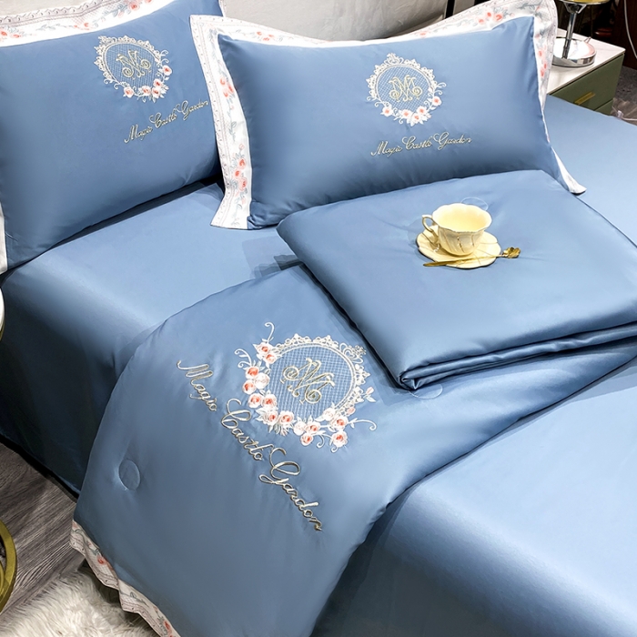 91家纺网 家纺一手货源 找家纺 丽卡家纺 2023新款水洗天丝刺绣夏被四件套-梦露梦露-天空蓝