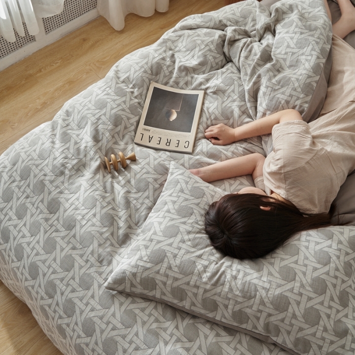 91家纺网 家纺一手货源 找家纺 简家居 2022新款全棉色织大提花佩罗系列四件套佩罗-灰