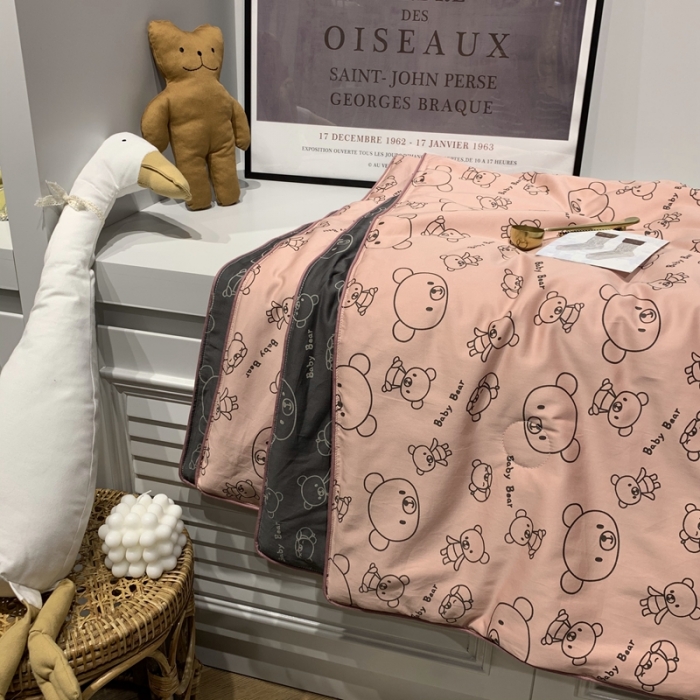 91家纺网 家纺一手货源 找家纺 汇庭 2020新款儿童大豆夏被 趴趴熊