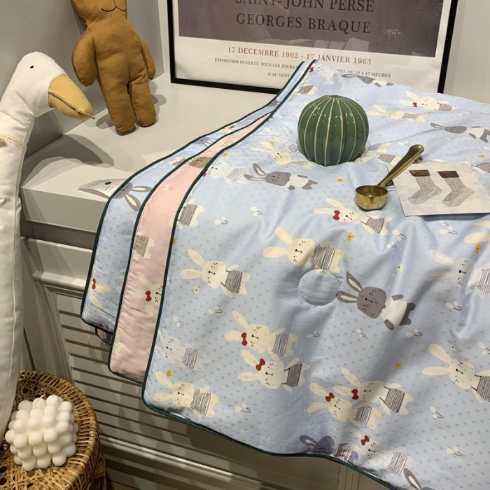 91家纺网 家纺一手货源 找家纺 汇庭 2020新款儿童大豆夏被 兔多多