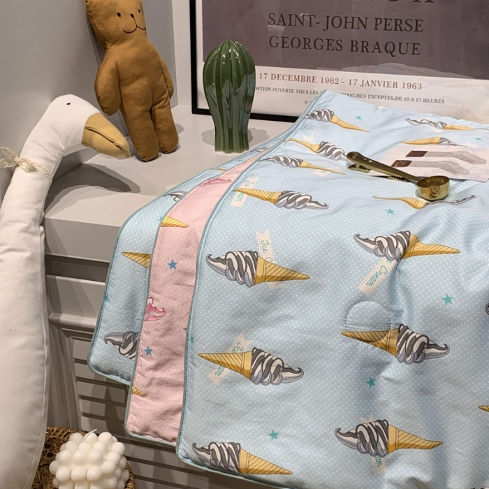 91家纺网 家纺一手货源 找家纺 汇庭 2020新款儿童大豆夏被 雪糕蓝