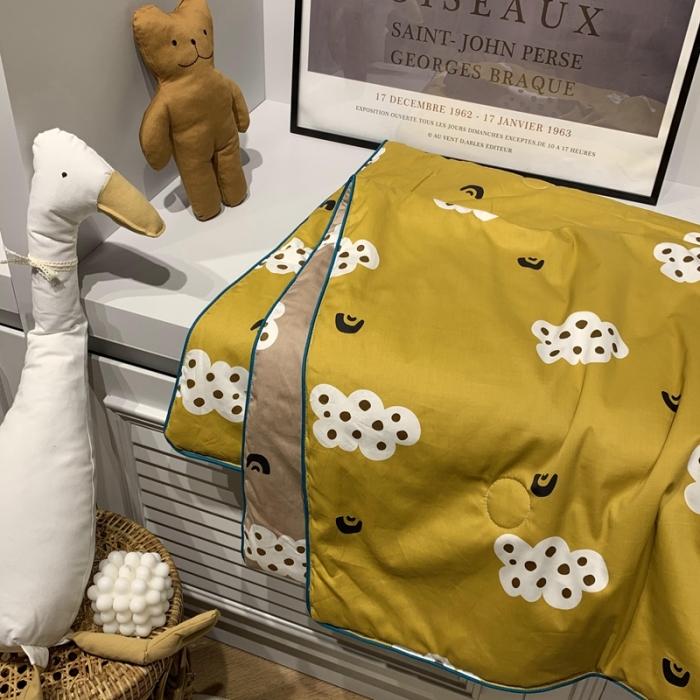 91家纺网 家纺一手货源 找家纺 汇庭 2020新款儿童大豆夏被 云朵黄