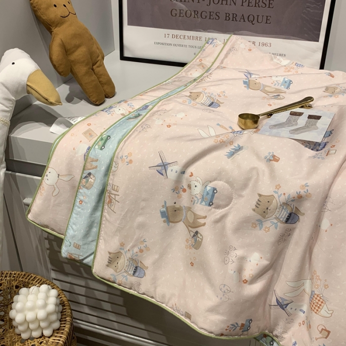 91家纺网 家纺一手货源 找家纺 汇庭 2020新款儿童大豆夏被 早安兔