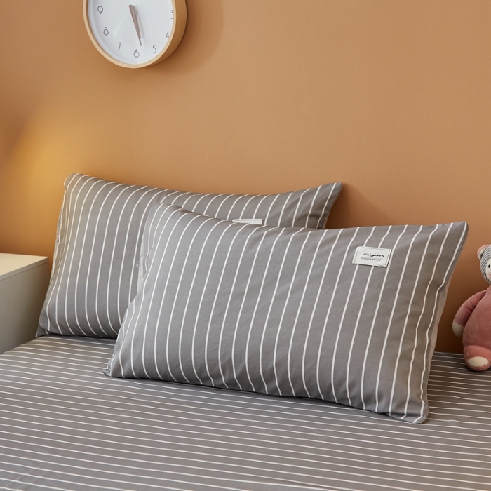 91家纺网 家纺一手货源 找家纺 宝士康家纺2022新款无印风系列床笠三件套 麻灰白条