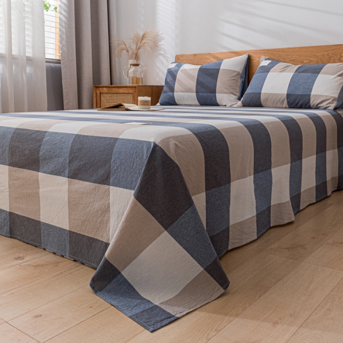 91家纺网 家纺一手货源 找家纺 宝士康家纺2023新款无印风系列床单三件套 深蓝大格