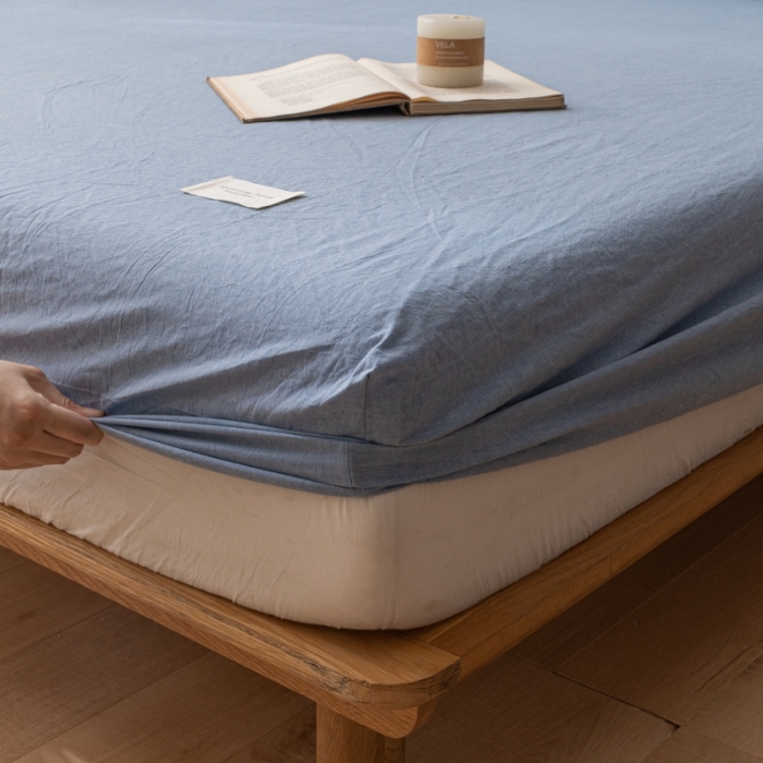 91家纺网 家纺一手货源 找家纺 宝士康家纺2023新款无印风系列床笠三件套 优雅蓝