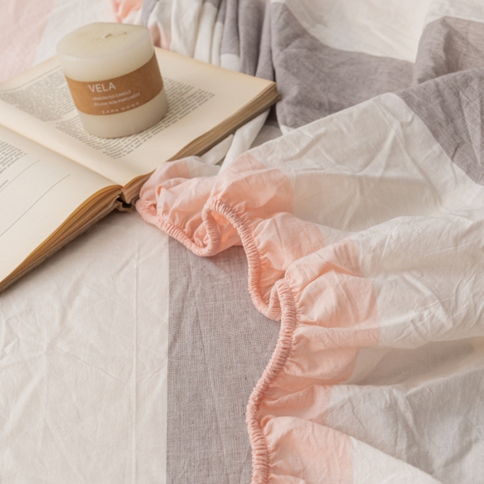 91家纺网 家纺一手货源 找家纺 宝士康家纺2023新款无印风系列床笠三件套 桃玉粉