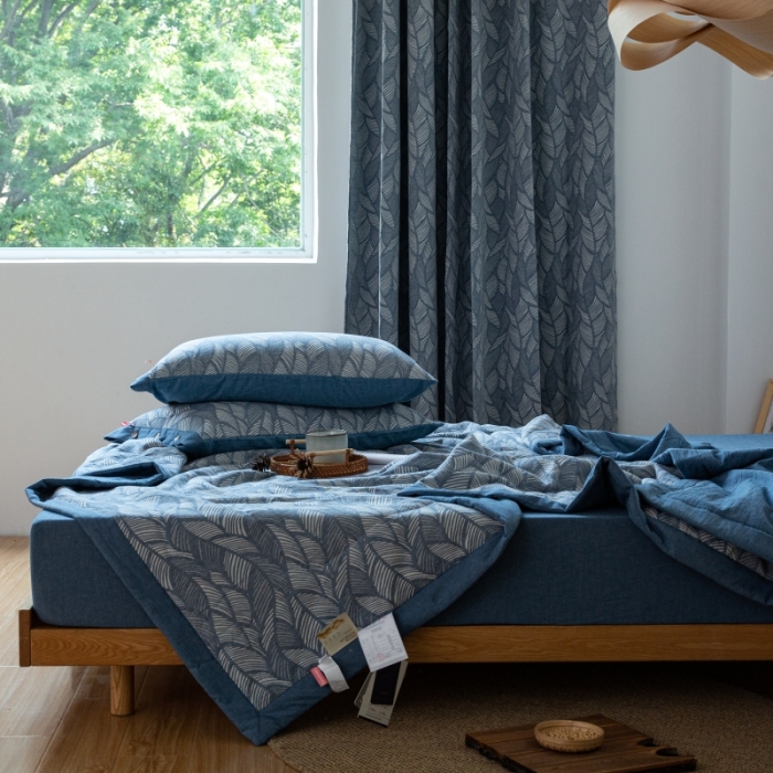 91家纺网 家纺一手货源 找家纺 （总）安莱生活 2023新款全棉双层纱色织大提花夏被落叶缤纷