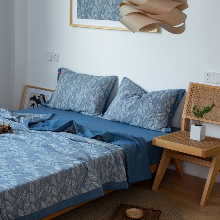 91家纺网 家纺一手货源 找家纺 （总）安莱生活 2023新款全棉双层纱色织大提花夏被落叶缤纷