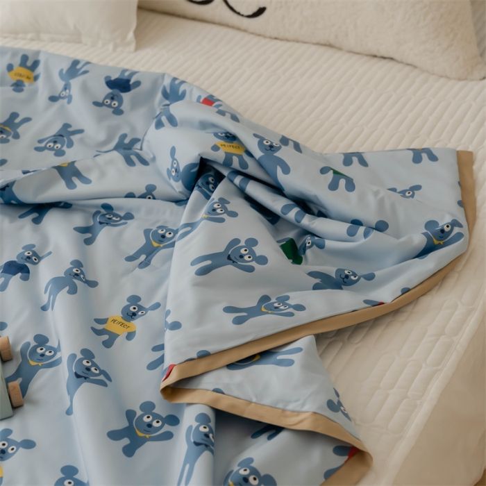 91家纺网 家纺一手货源 找家纺 汇庭 2022新款60sA类长绒棉大豆夏被 姜饼人蓝