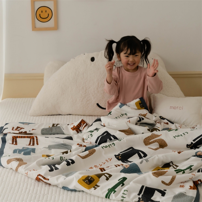 91家纺网 家纺一手货源 找家纺 汇庭 2022新款60sA类长绒棉大豆夏被 卡丘