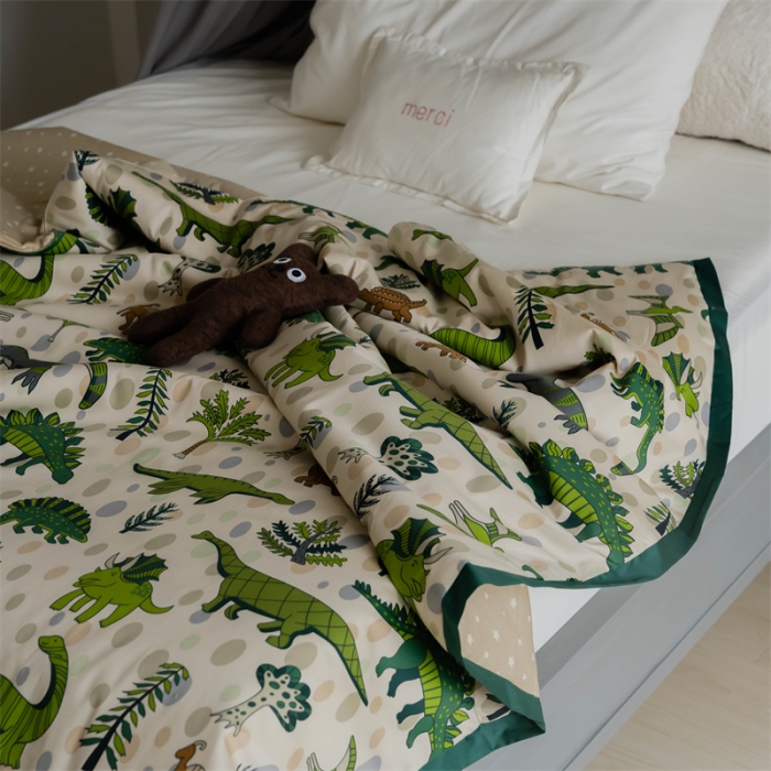 91家纺网 家纺一手货源 找家纺 汇庭 2022新款60sA类长绒棉大豆夏被 恐龙森林