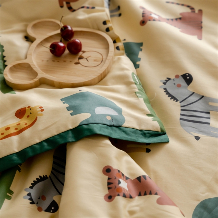 91家纺网 家纺一手货源 找家纺 汇庭 2022新款60sA类长绒棉大豆夏被 快乐斑马