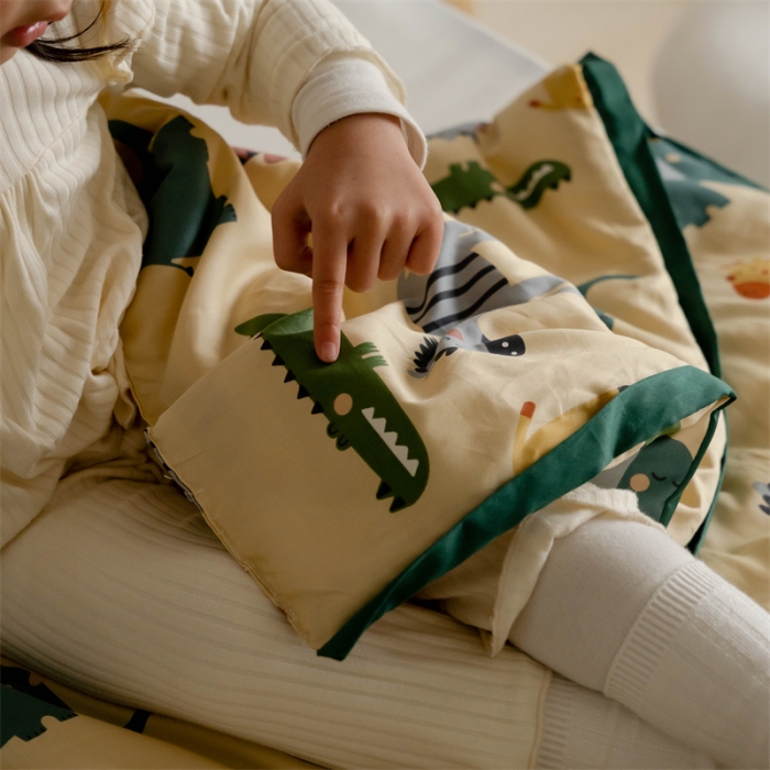 91家纺网 家纺一手货源 找家纺 汇庭 2022新款60sA类长绒棉大豆夏被 快乐斑马