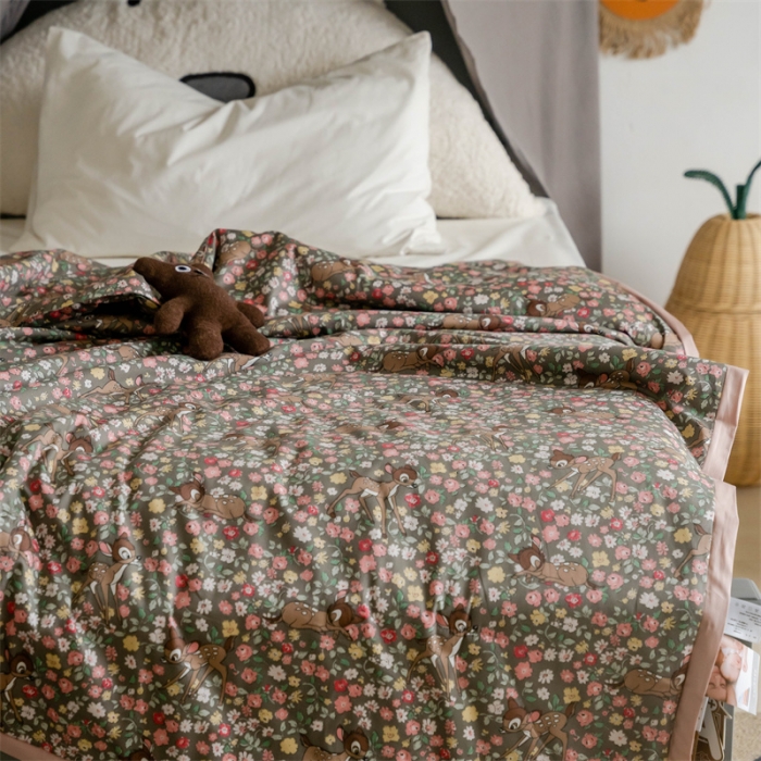 91家纺网 家纺一手货源 找家纺 汇庭 2022新款60sA类长绒棉大豆夏被 鹿卡卡