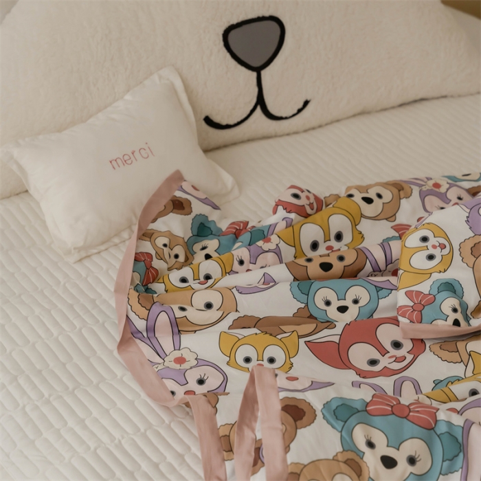 91家纺网 家纺一手货源 找家纺 汇庭 2022新款60sA类长绒棉大豆夏被 露宝宝