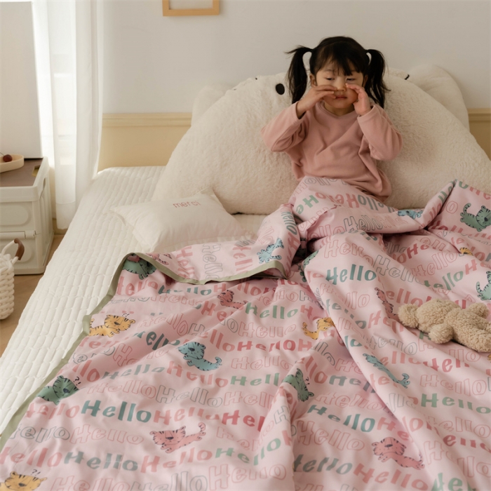 91家纺网 家纺一手货源 找家纺 汇庭 2022新款60sA类长绒棉大豆夏被 趴趴虎