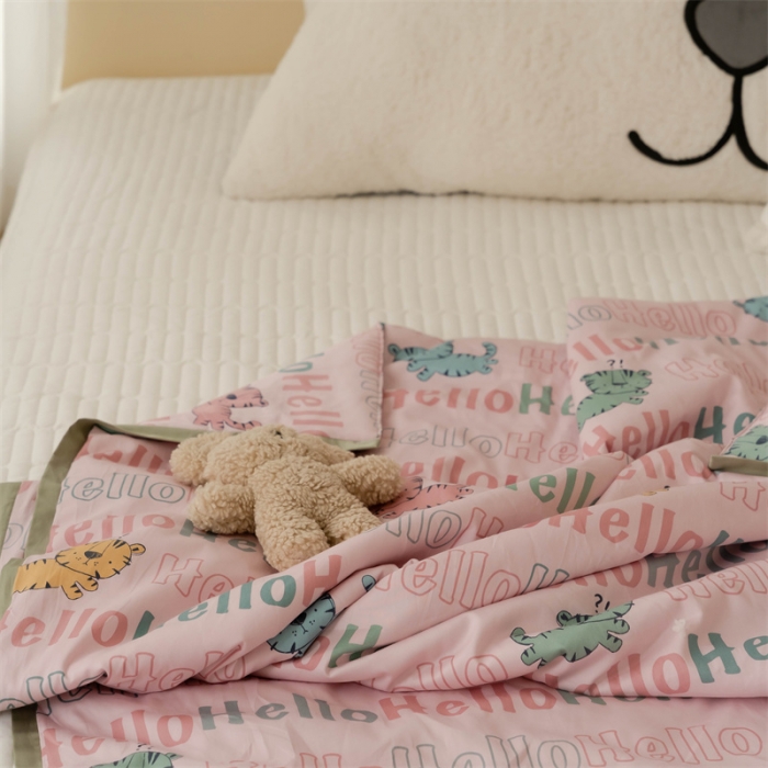 91家纺网 家纺一手货源 找家纺 汇庭 2022新款60sA类长绒棉大豆夏被 趴趴虎