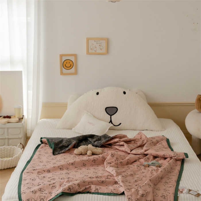 91家纺网 家纺一手货源 找家纺 汇庭 2022新款60sA类长绒棉大豆夏被 趴趴熊