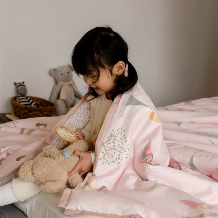 91家纺网 家纺一手货源 找家纺 汇庭 2022新款60sA类长绒棉大豆夏被 小公主