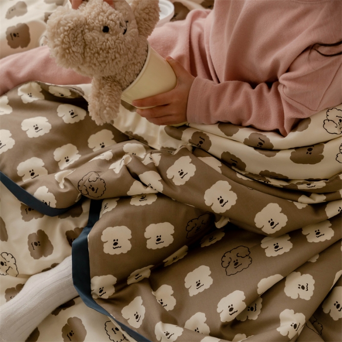 91家纺网 家纺一手货源 找家纺 汇庭 2022新款60sA类长绒棉大豆夏被 小狗口袋