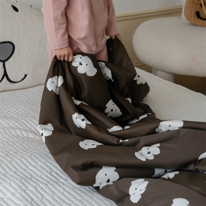 91家纺网 家纺一手货源 找家纺 汇庭 2022新款60sA类长绒棉大豆夏被 云朵狗