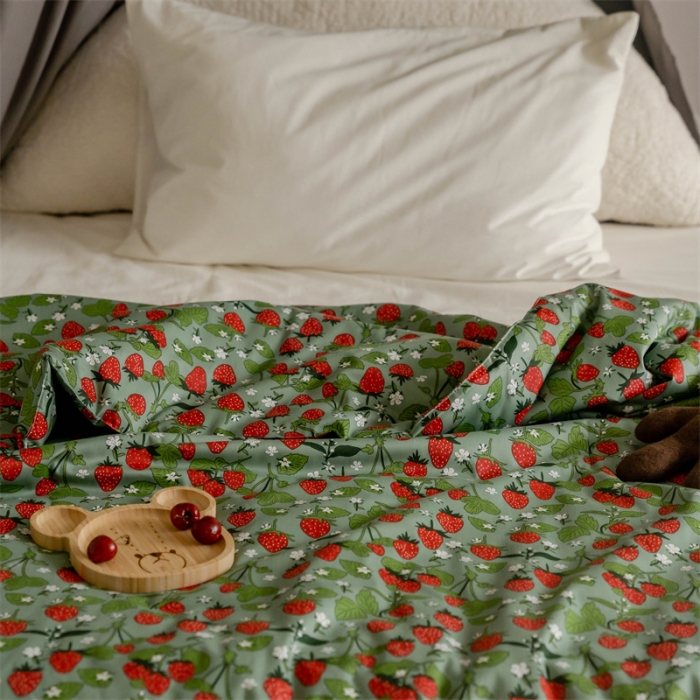 91家纺网 家纺一手货源 找家纺 汇庭 2022新款60sA类长绒棉大豆夏被 芝士草莓