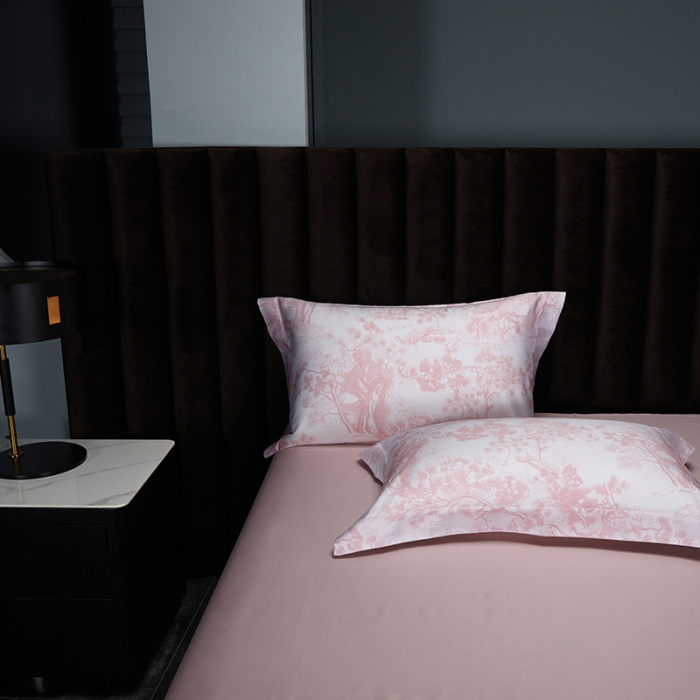 91家纺网 家纺一手货源 找家纺 缔缦 2022新款高端100s长绒棉数码印花系列四件套 图兰朵粉